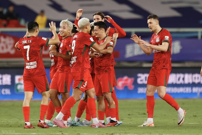 河南队主场迎战武汉三镇争夺负分清零