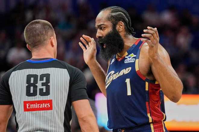 贝恩关键三分锁定胜局 魔术力克骑士豪取5连胜